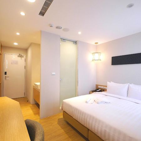 Shin Sei Bashi Hotel Tchaj-čung Pokoj fotografie