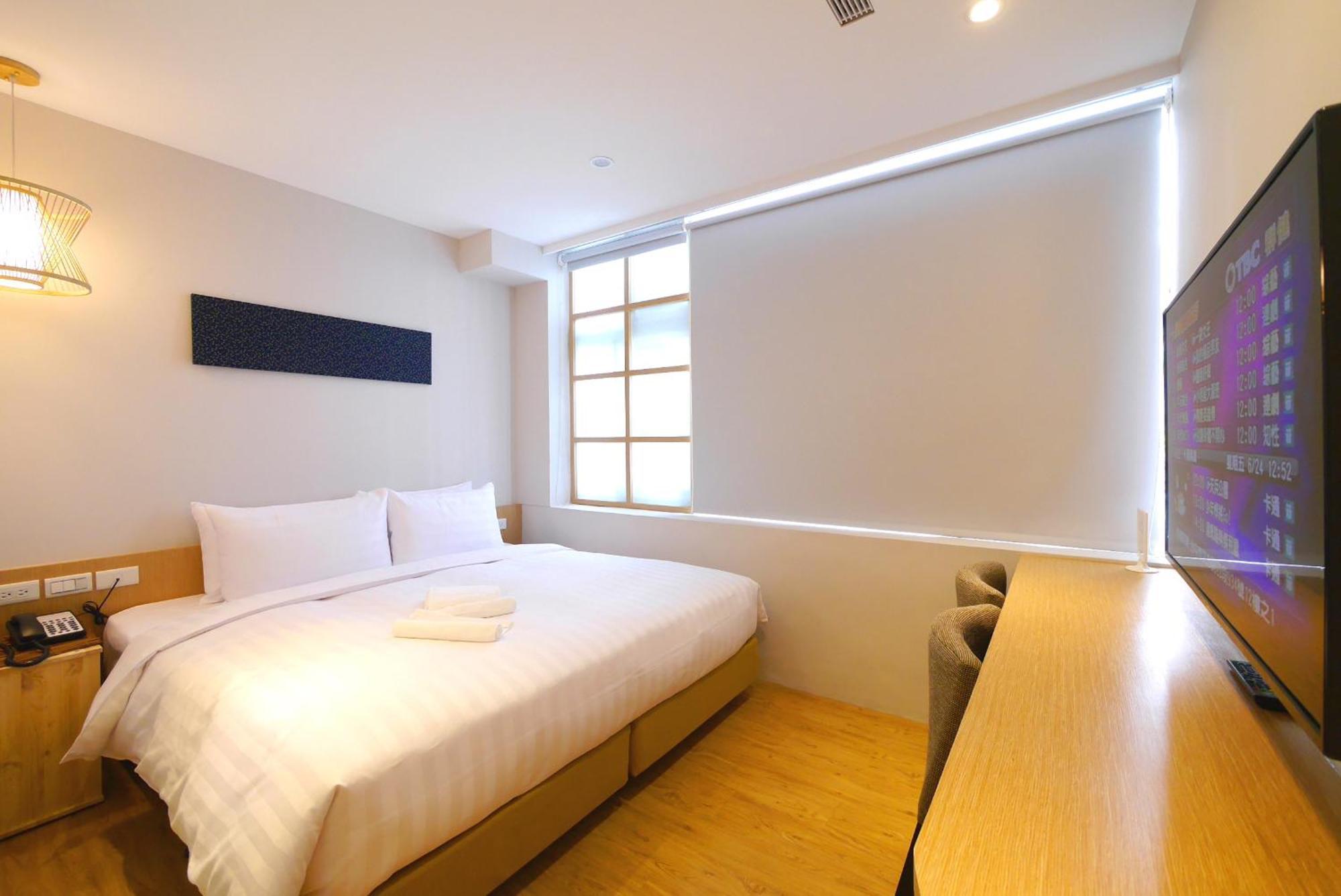 Shin Sei Bashi Hotel Tchaj-čung Pokoj fotografie