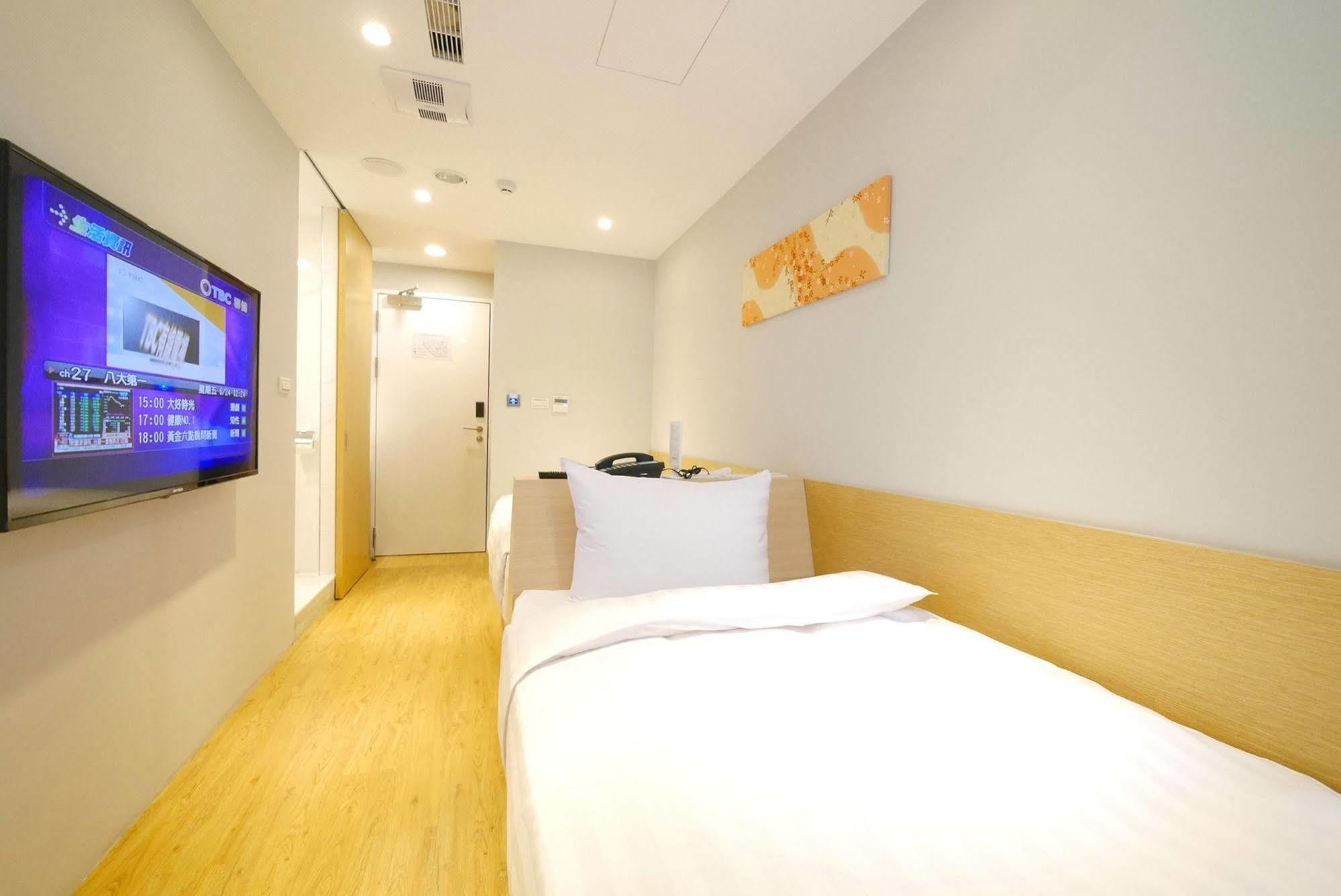 Shin Sei Bashi Hotel Tchaj-čung Exteriér fotografie
