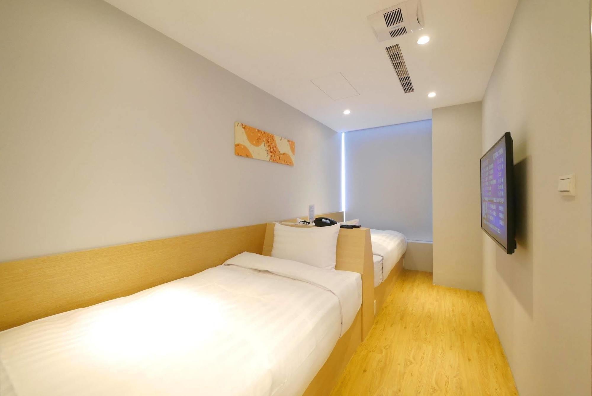 Shin Sei Bashi Hotel Tchaj-čung Exteriér fotografie